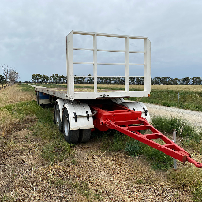 Hay trailer Farm Tender